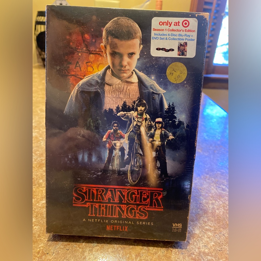 NWT Blu-Ray and DVD StrangerThings Series Season One
